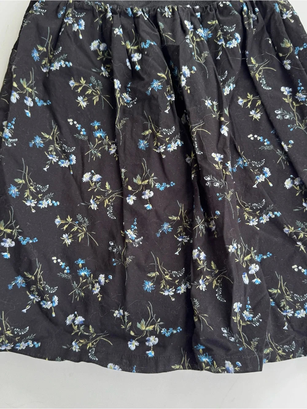 GAP black short